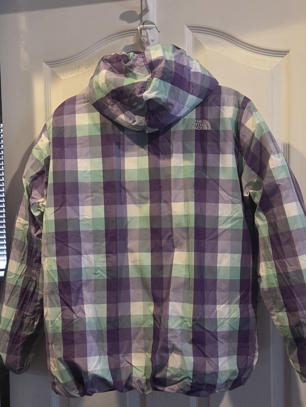 The North Face Girls XL 18 Reversible Hooded Puffer Jacket Purple Plaid - Picture 7 of 7